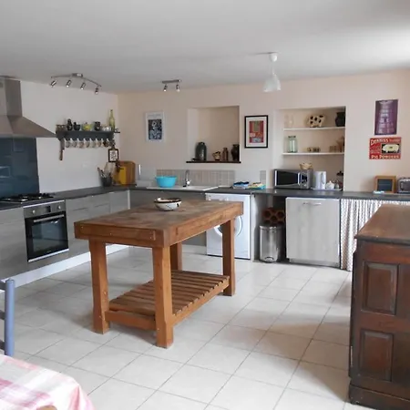 Pineau And Tournesol Holiday Cottages Holiday home *