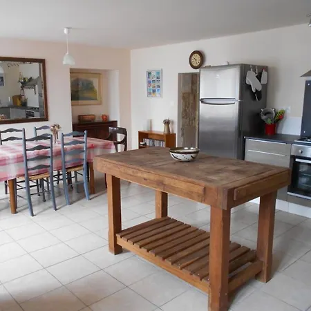 Holiday home Pineau And Tournesol Holiday Cottages
