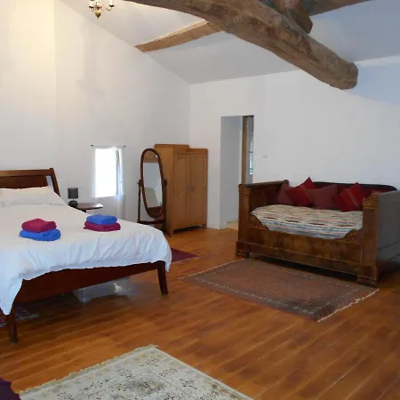 Pineau And Tournesol Holiday Cottages Holiday home *