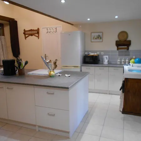 Pineau And Tournesol Holiday Cottages *